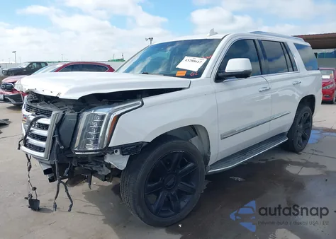 2016 Cadillac Escalade Luxury Collection z USA, uszkodzony, nr VIN 1GYS4BKJ6GR175853